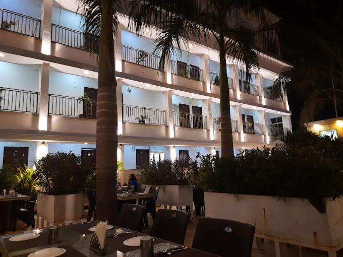 Hotel Madhuvan International Bijāpur 외부 사진